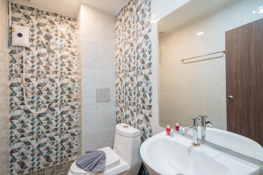 Baan Thai Beach Side Residence 45/50