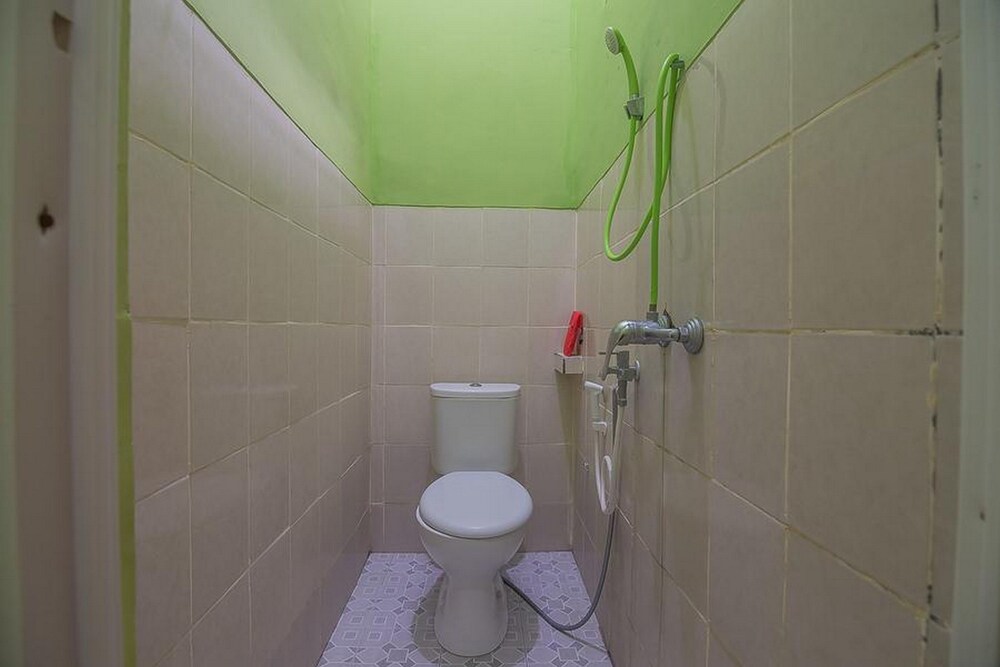 RedDoorz near Kampus UMP Purwokerto 8/44