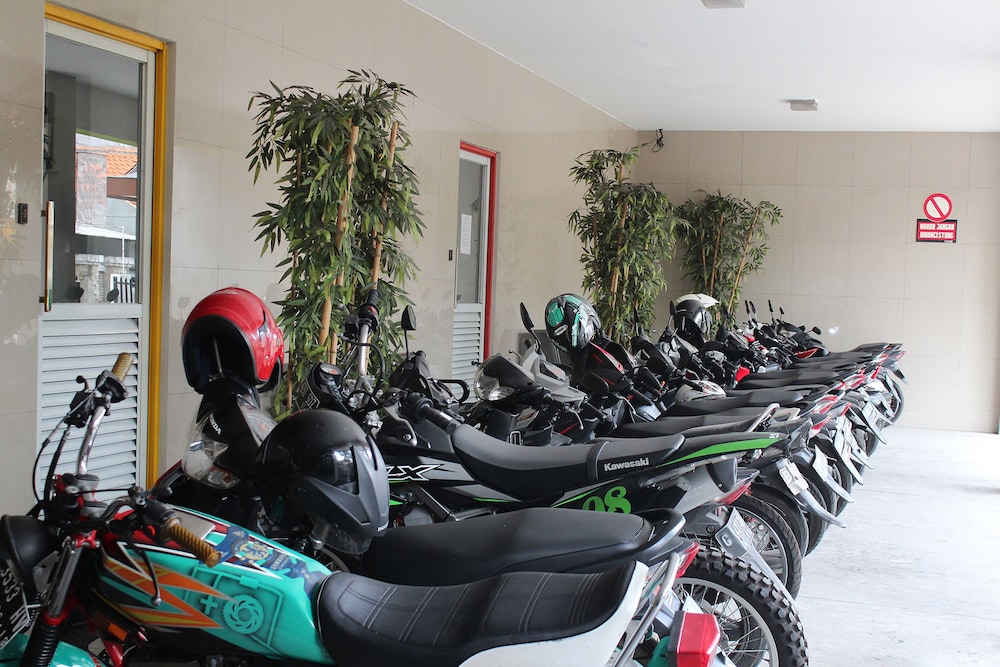 Ghurfati Hotel 12/21