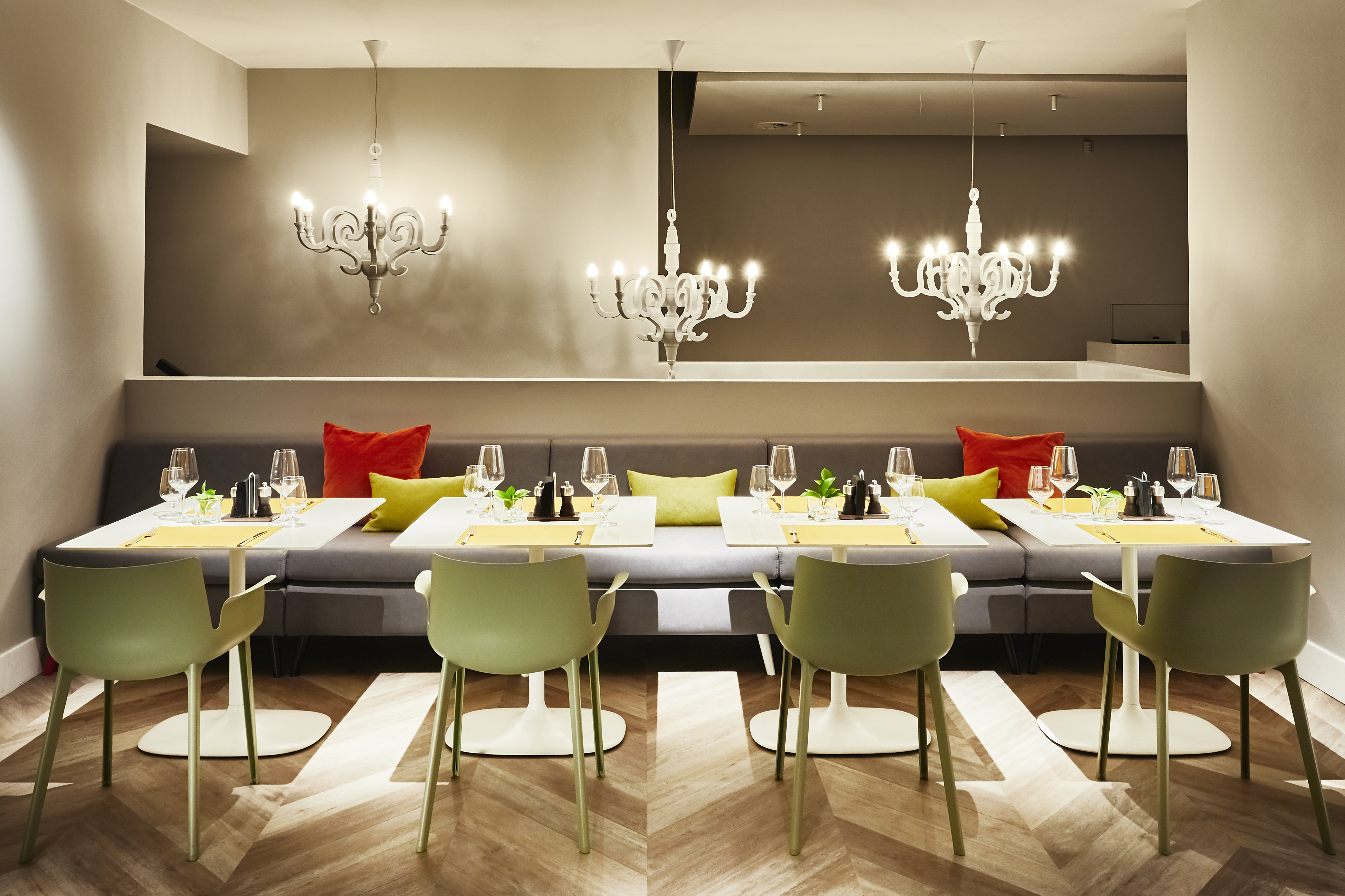 HOTEL INDIGO WARSAW - NOWY SWIAT 54/79