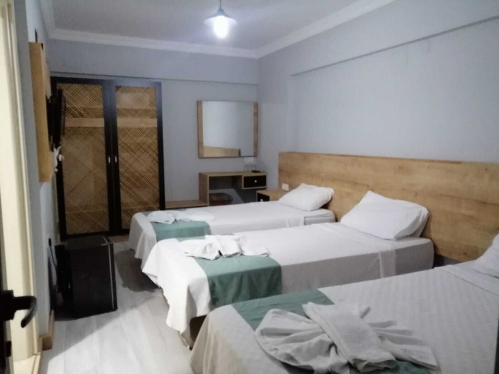 Ibrahim Bey Hotel 15/50