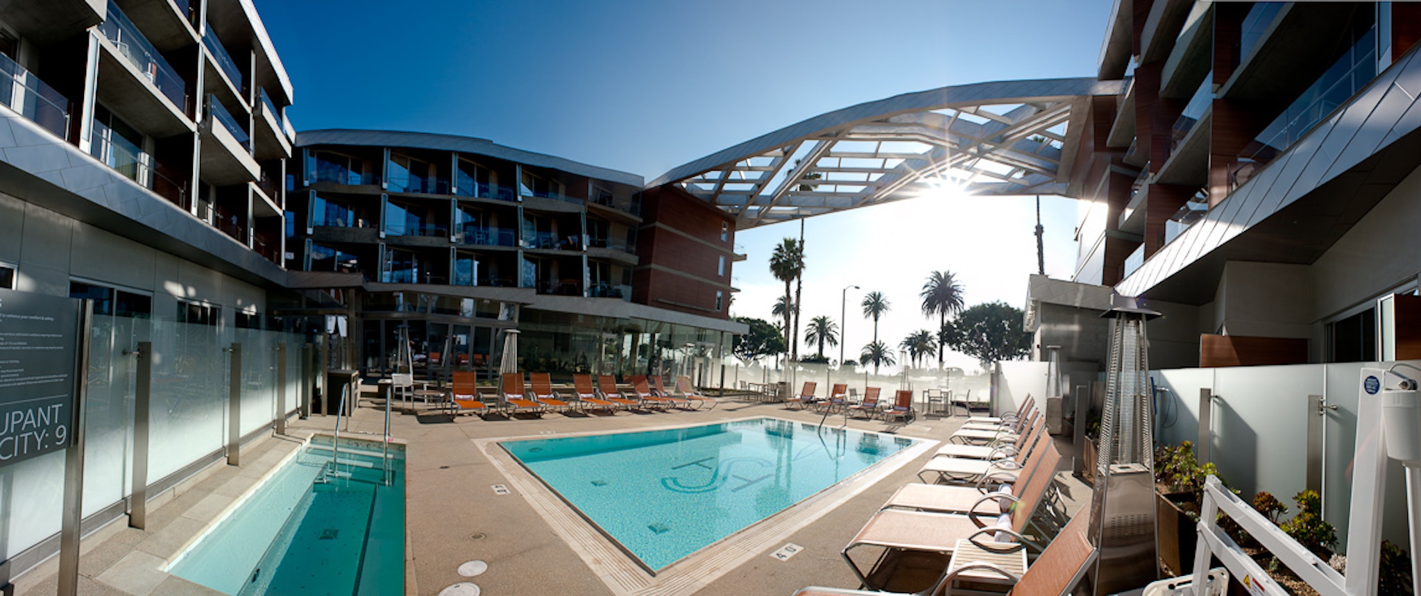 Shore Hotel 49/50