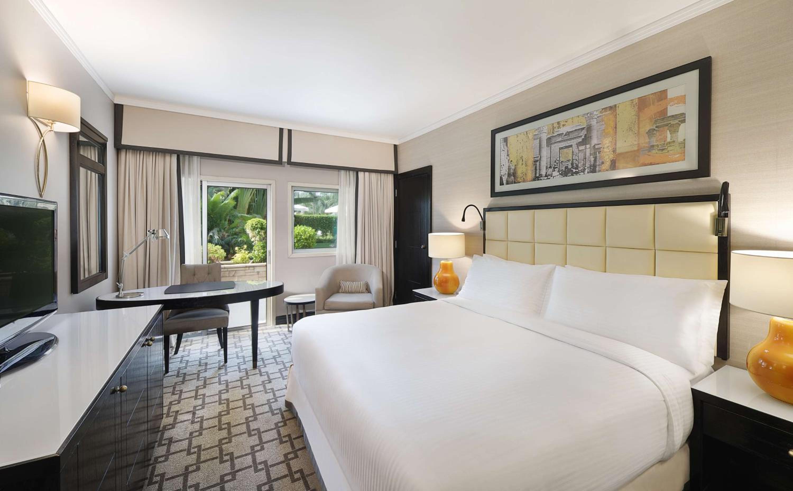 ROOM, KING BED, POOL VIEW, PATIO, TERRACE