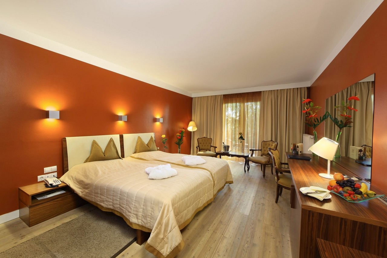 Vintage, Double Bed, Park View, Balcony