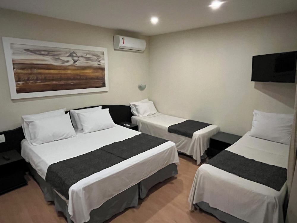 Galicia Hotel 6/47