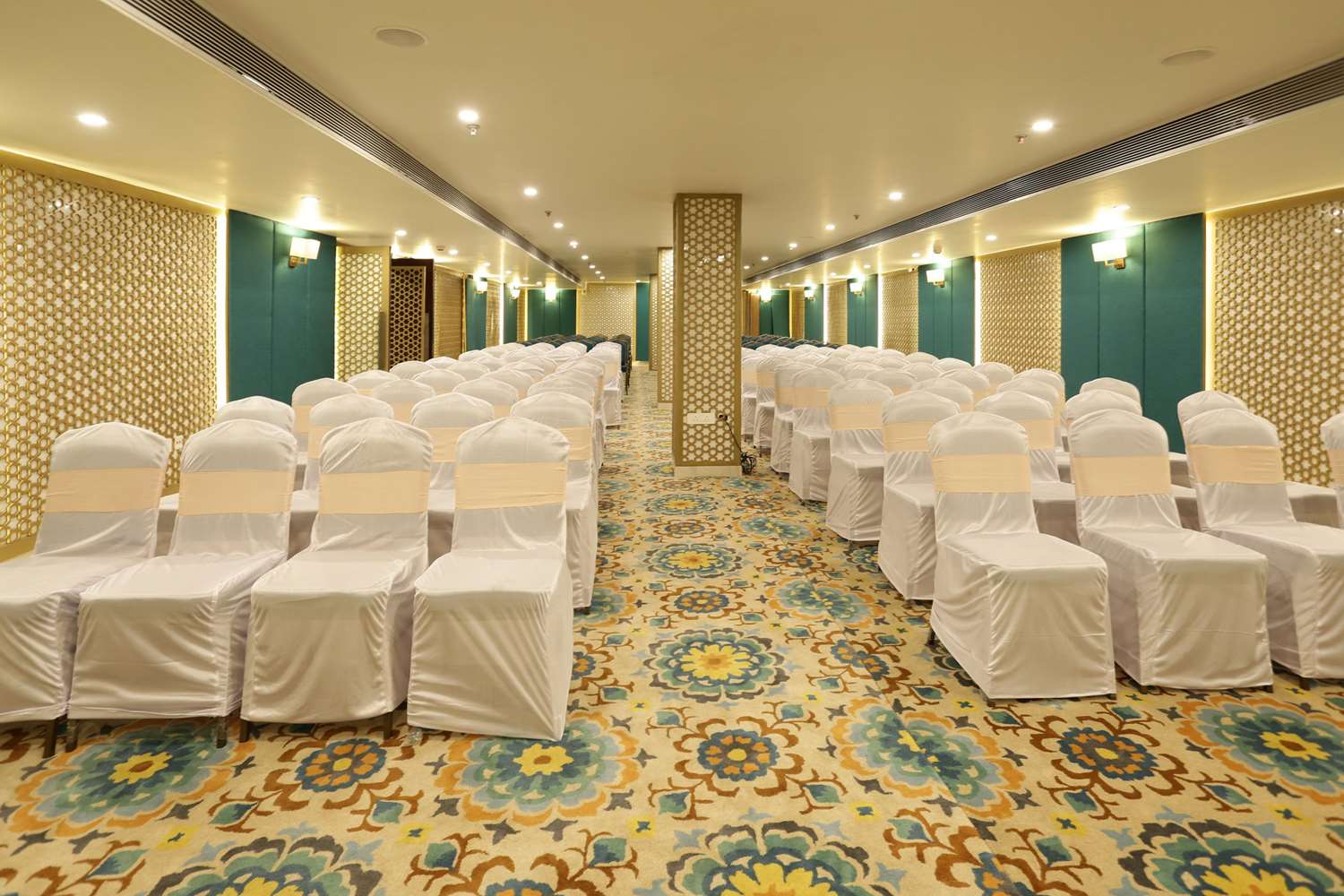 Comfort Inn Sapphire 18/21