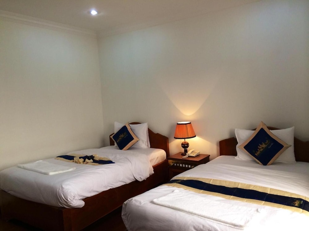 Emerald Bb Battambang Hotel 16/43