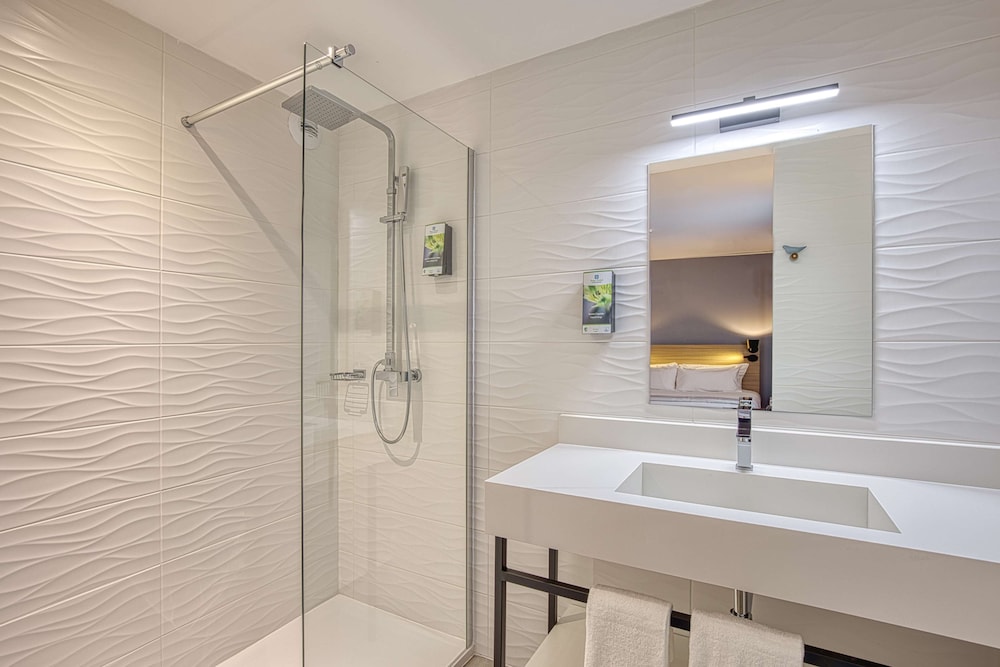 Sure Hotel By Best Western Les Portes De Montauban 8/41