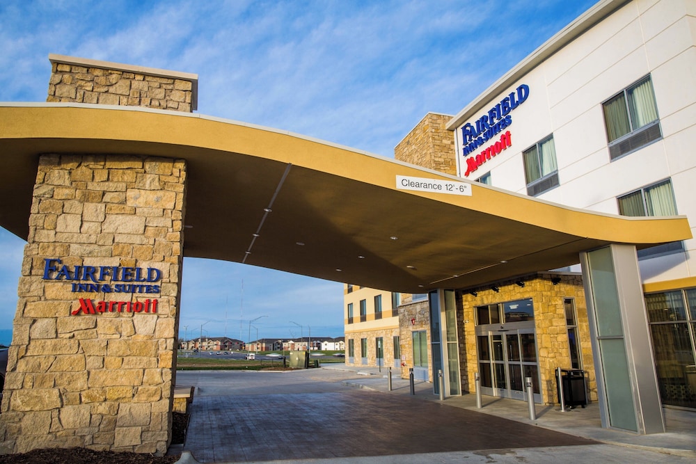 Fairfield Inn And Suites By Marriott Lincoln Southeast 61/64