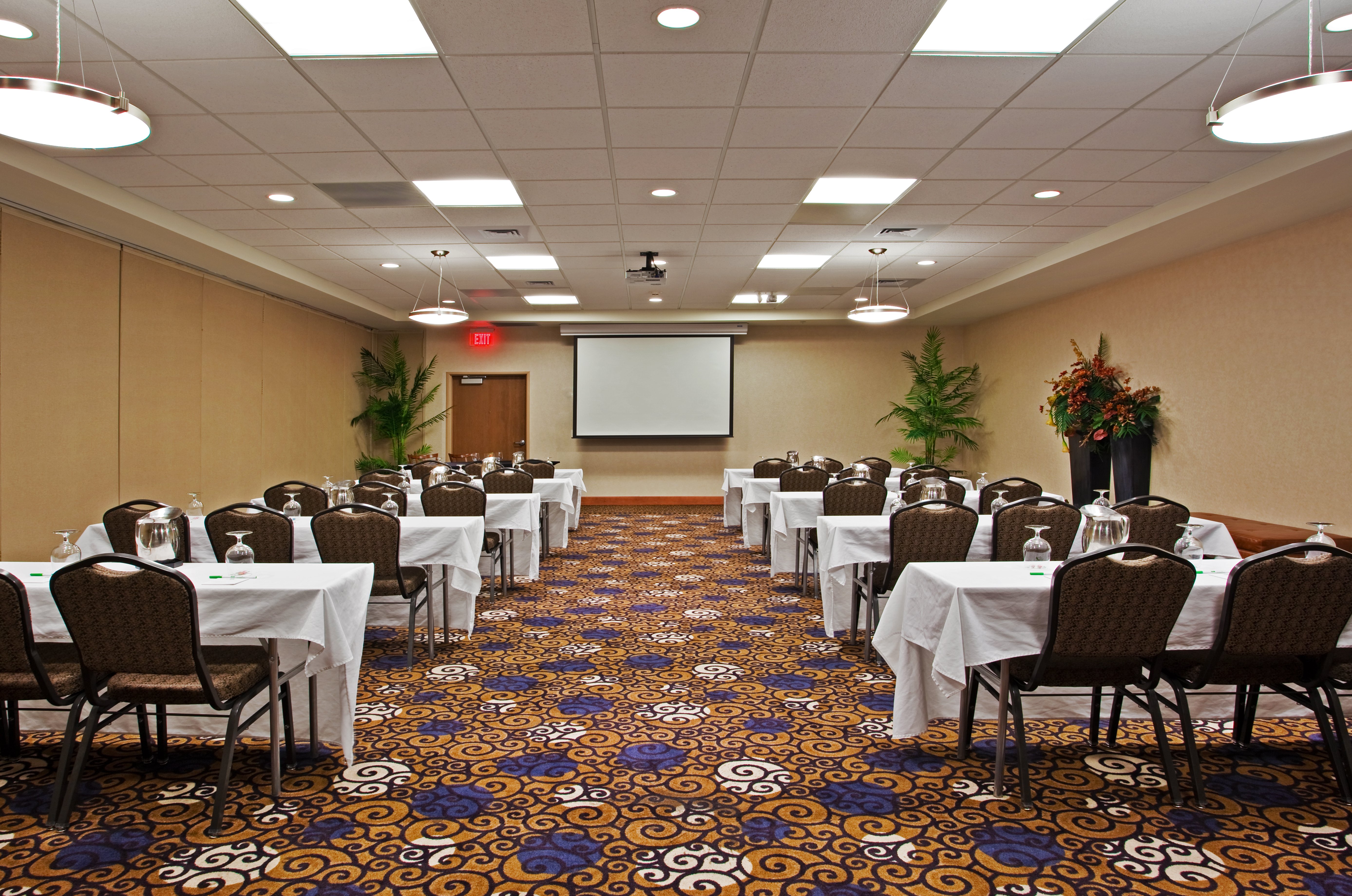 Holiday Inn Purdue - Fort Wayne 32/36