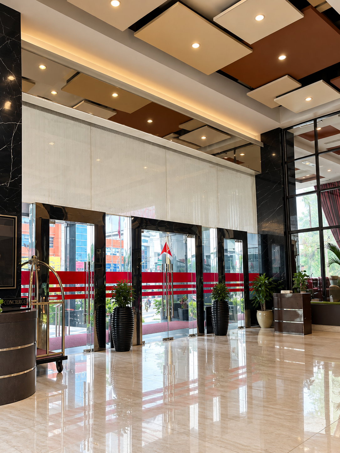 Hotel Grand Antares 8/50