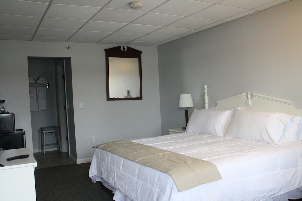 Travelodge By Wyndham Tilton Lake Winnisquam 10/22