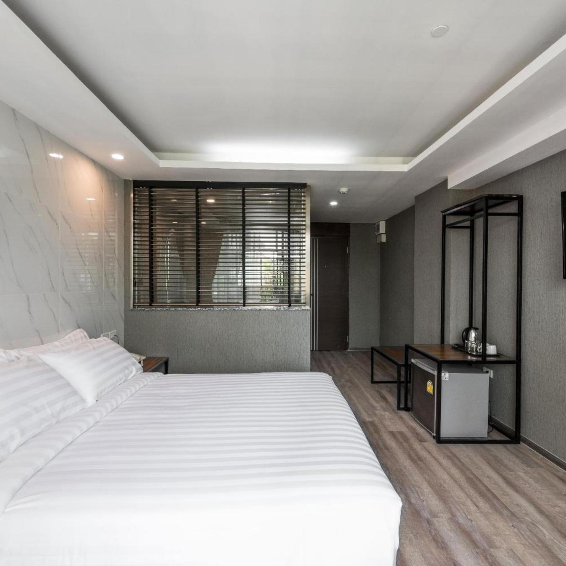 Standard, Double Bed