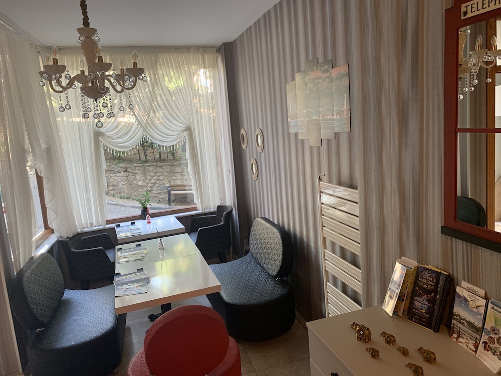 Omar Sultan Suites 21/33