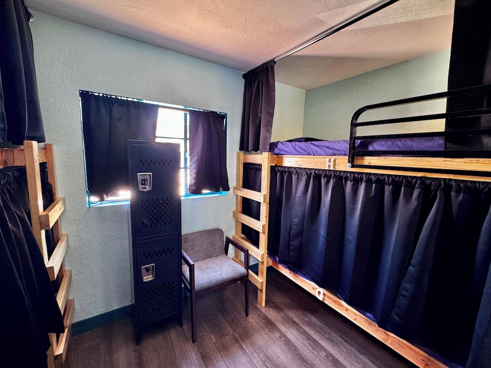 Sin City Hostel 22/50