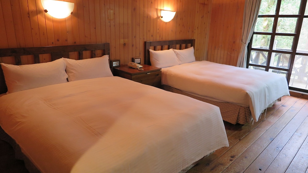 FAMILY, 2 DOUBLE BEDS