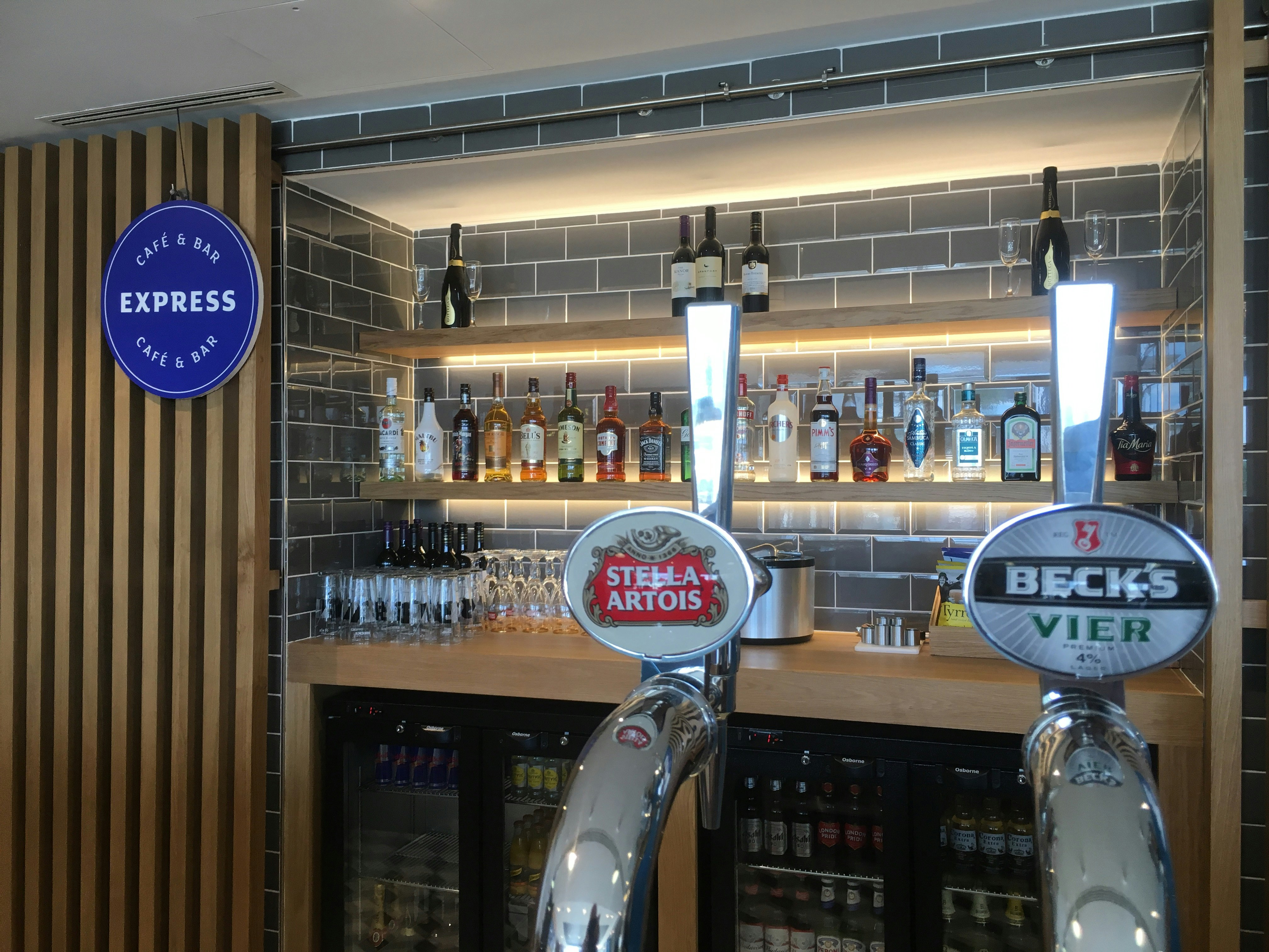 Holiday Inn Express St. Albans - M25, Jct.22 24/76