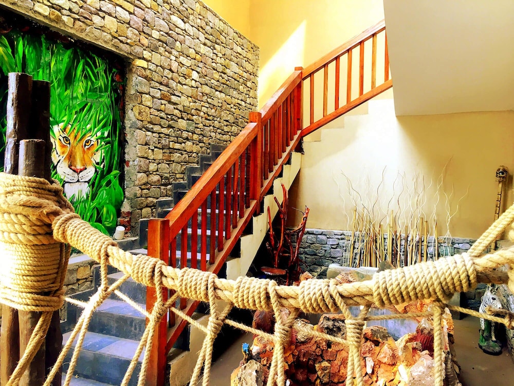 Le Reserve Resort Corbett 30/50