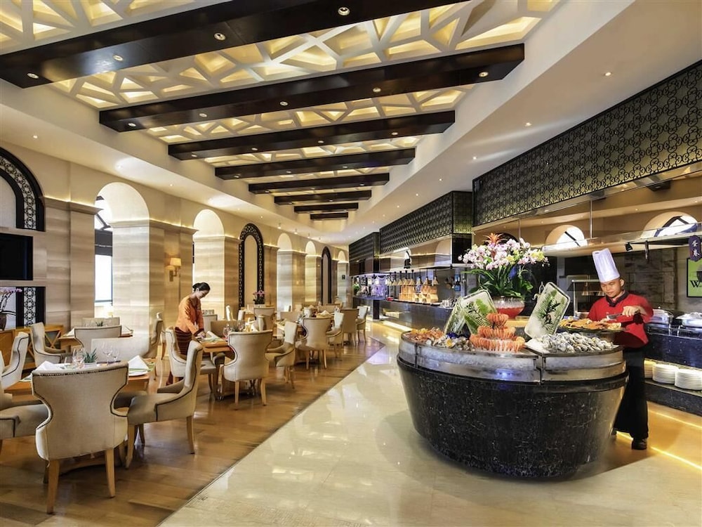 Pullman Haikou 34/52