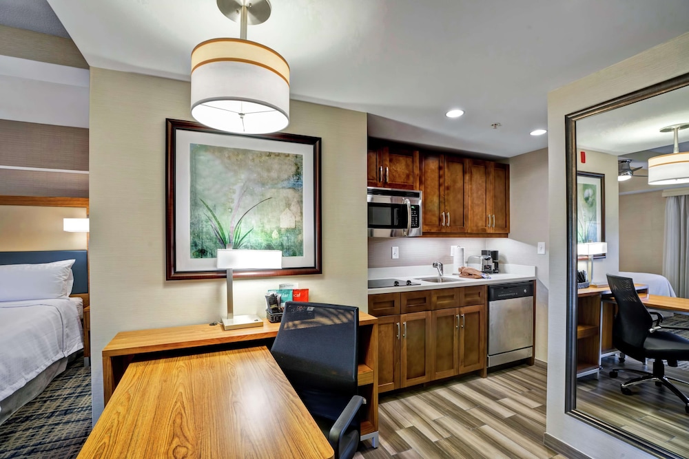 Homewood Suites by Hilton Boston Brookline Longwood Medical 56/67