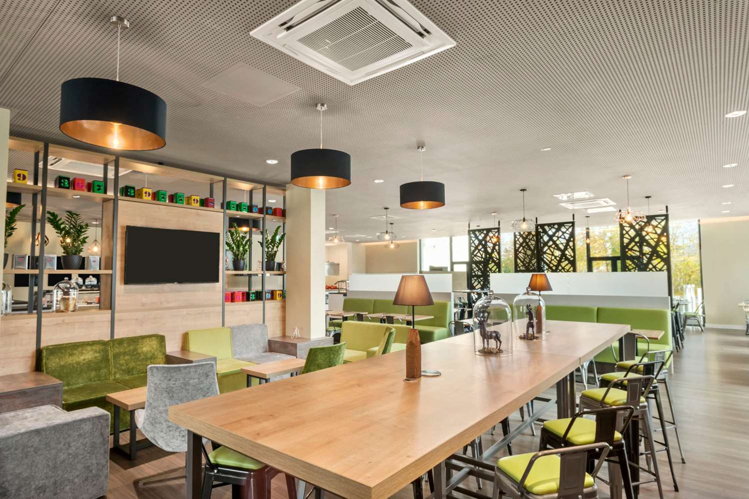 Super 8 by Wyndham Munich City North 19/30