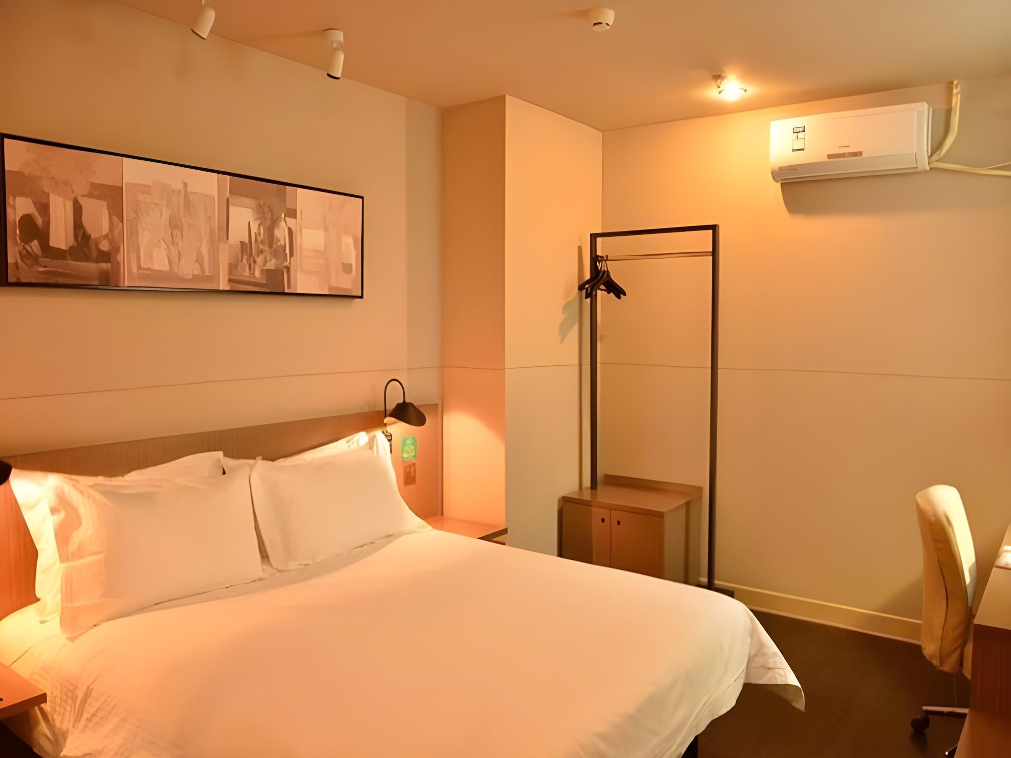 Jinjiang Inn Select (Beijing Pingguoyuan Metro Station) 20/31