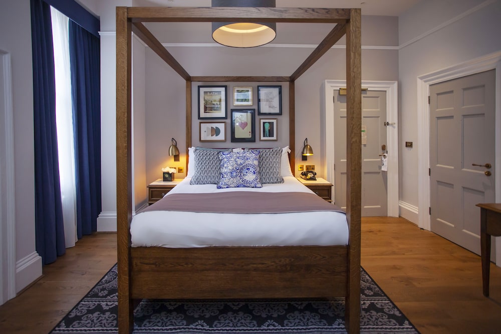 Premium, King Bed