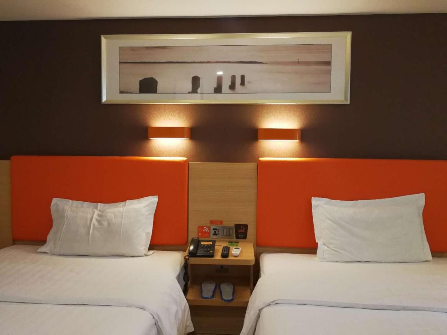 7 Days Inn Premium Beijing Dongzhimen Airport Express Station 12/22