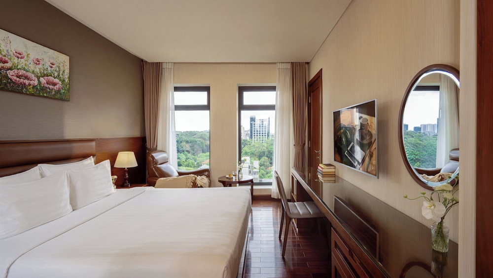 جناح عائلي بسريرين كينج بغرفتي نوم، Orchids Hotel Saigon 2/10