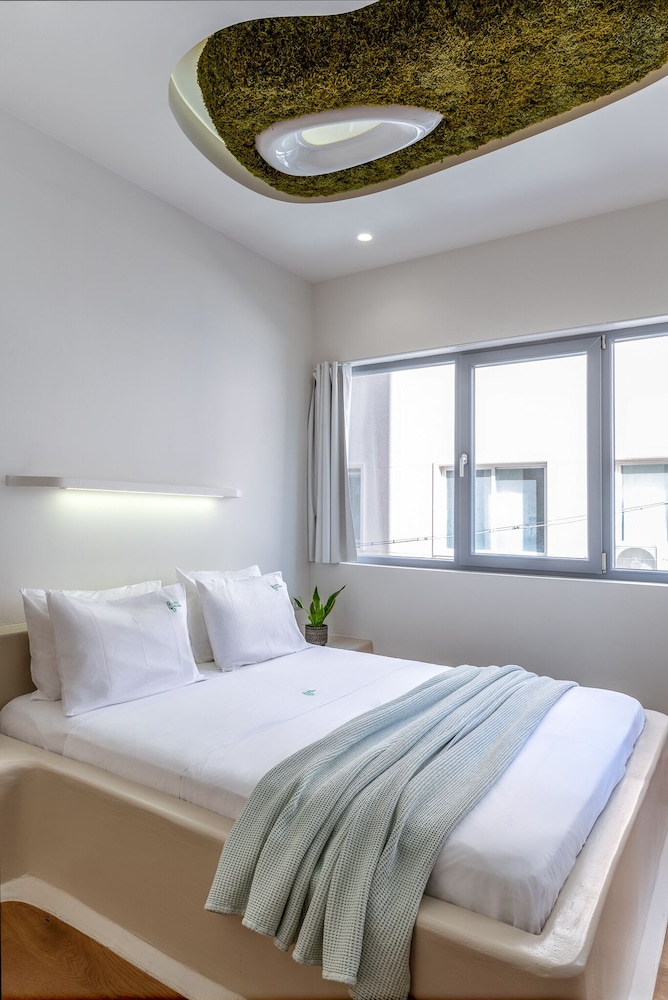 Lofus Bio Suites 5/50