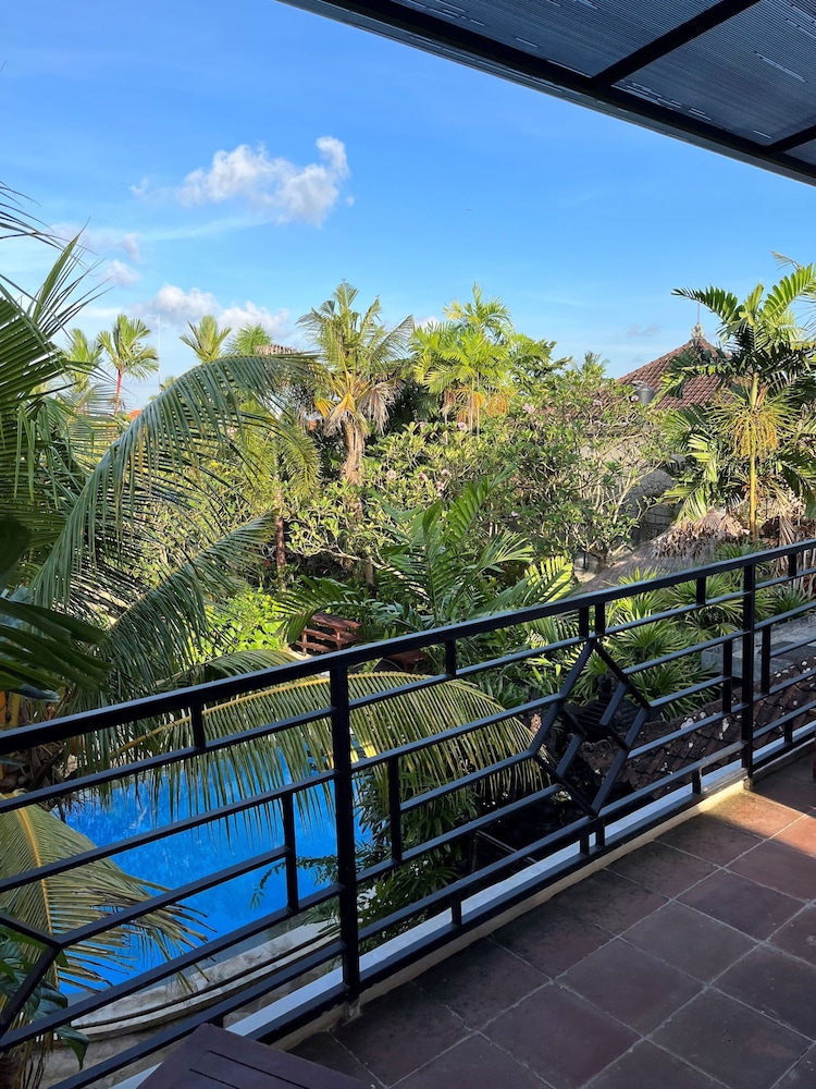 Sama's Cottages And Villas 26/50