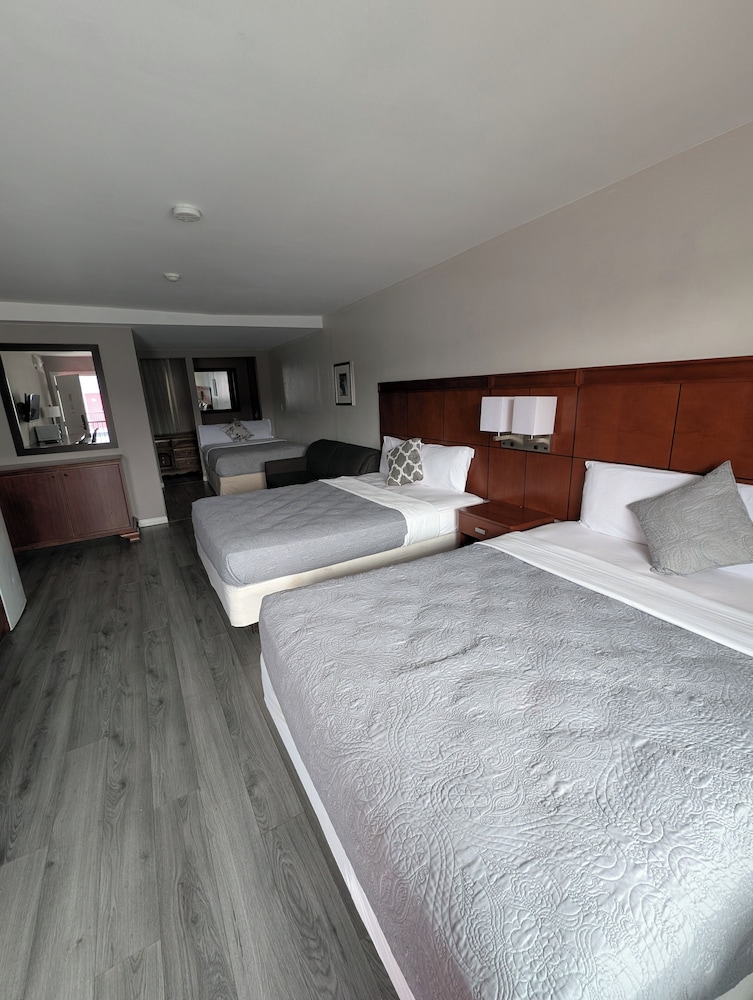 7 Nights Stay 28/57