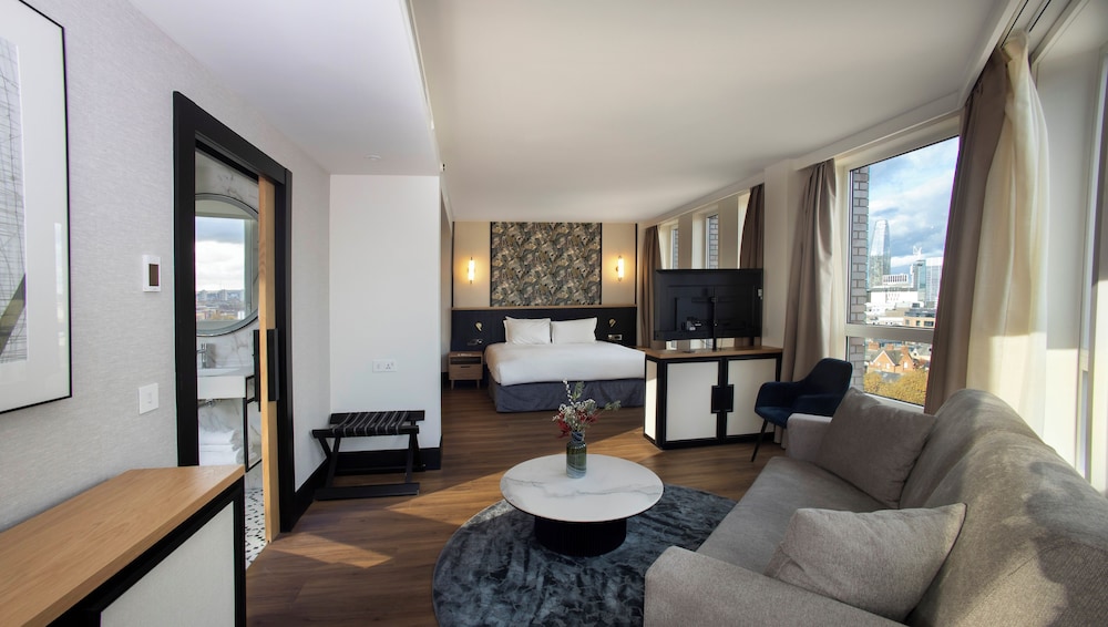 H10 London Waterloo Hotel 46/68
