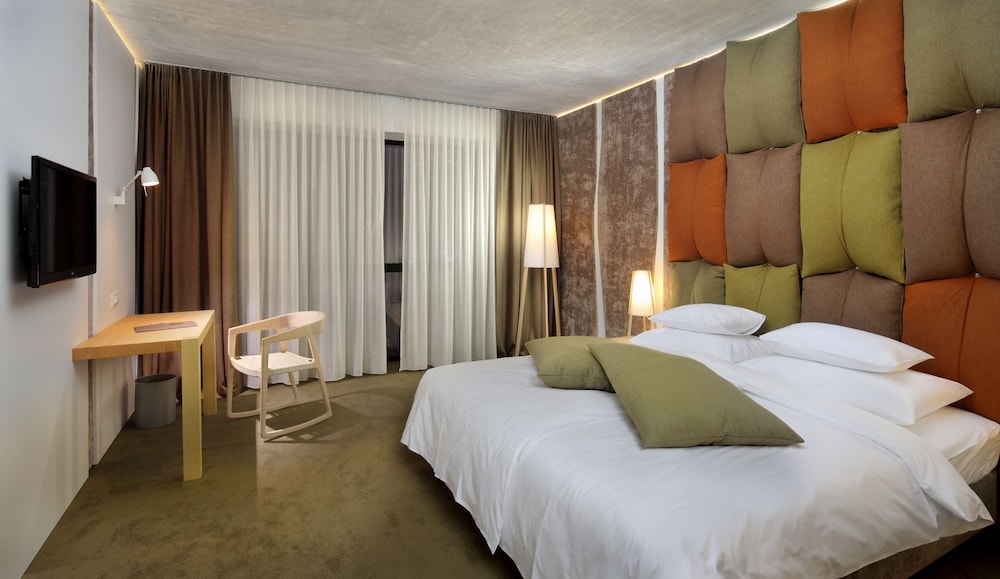 Hotel Nox 15/69