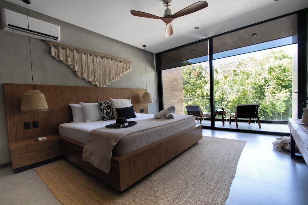 Deluxe, Apartment, 2 King Beds