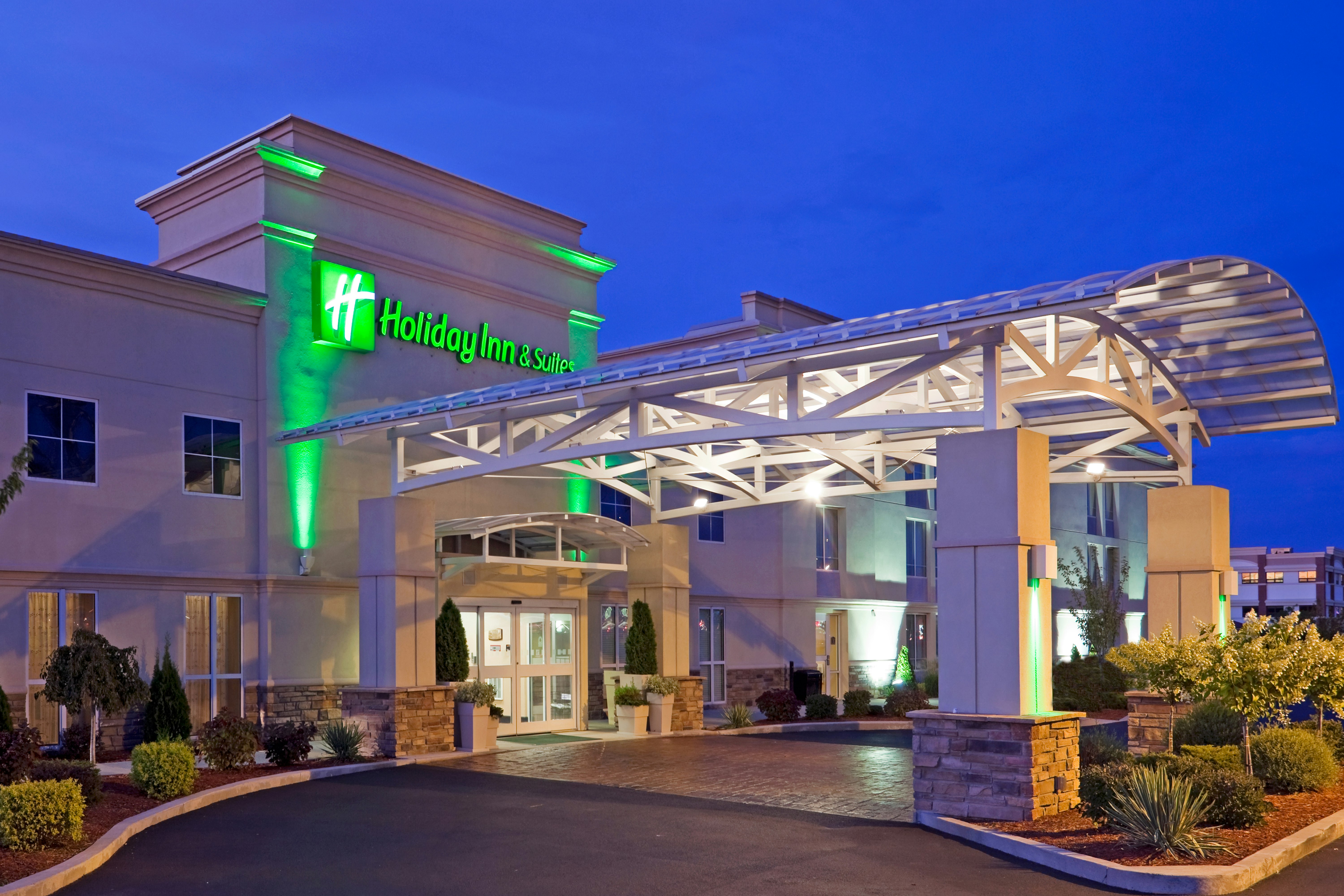 Holiday Inn Hotel and Suites Rochester Marketplace 2/64