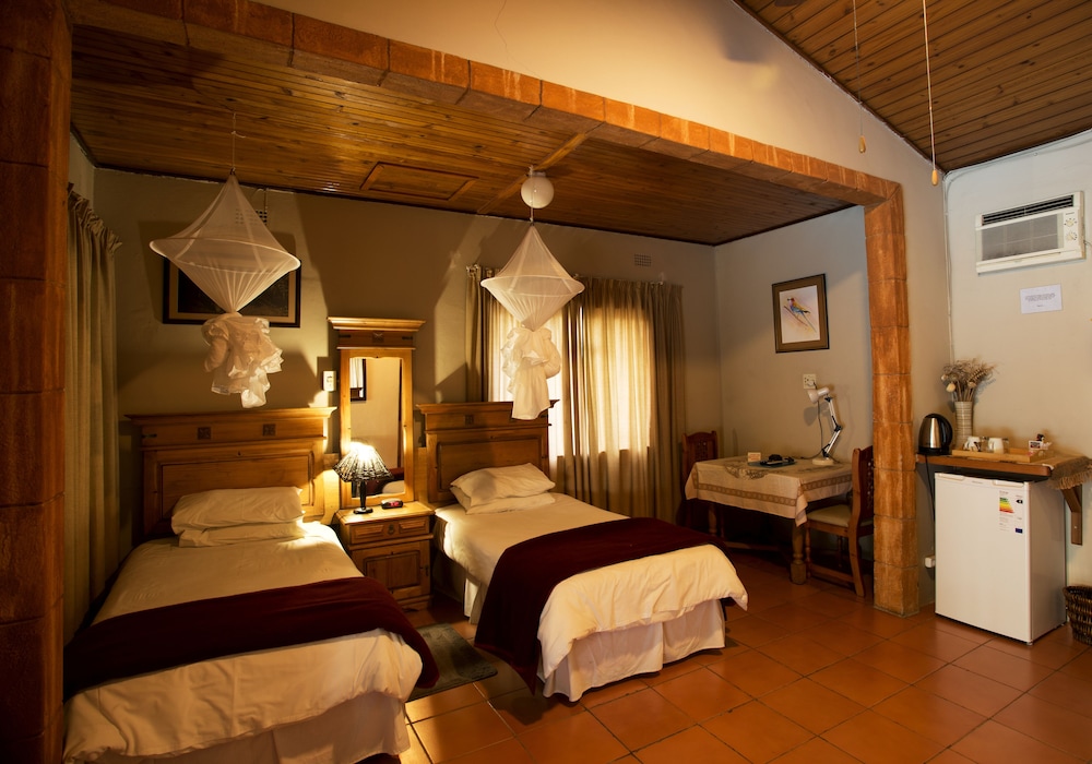 Sunbird Lodge - Guest House 33/40