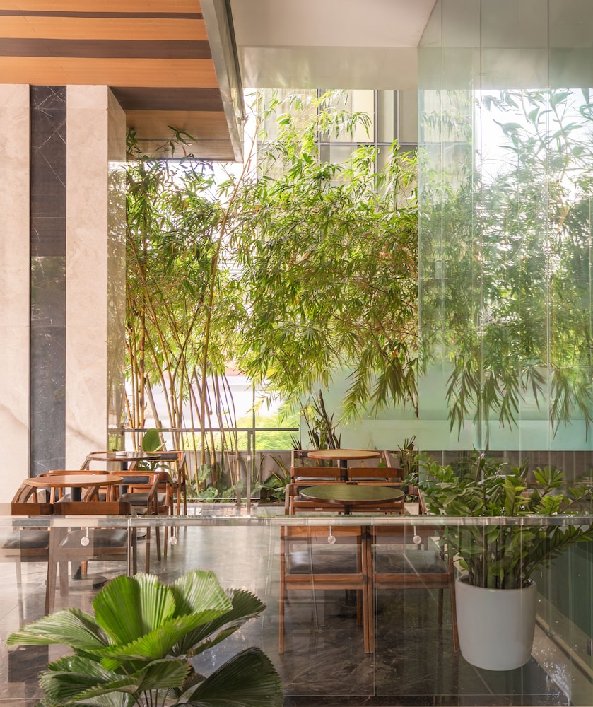The Art Nest Hotel - Nha Trang 48/50