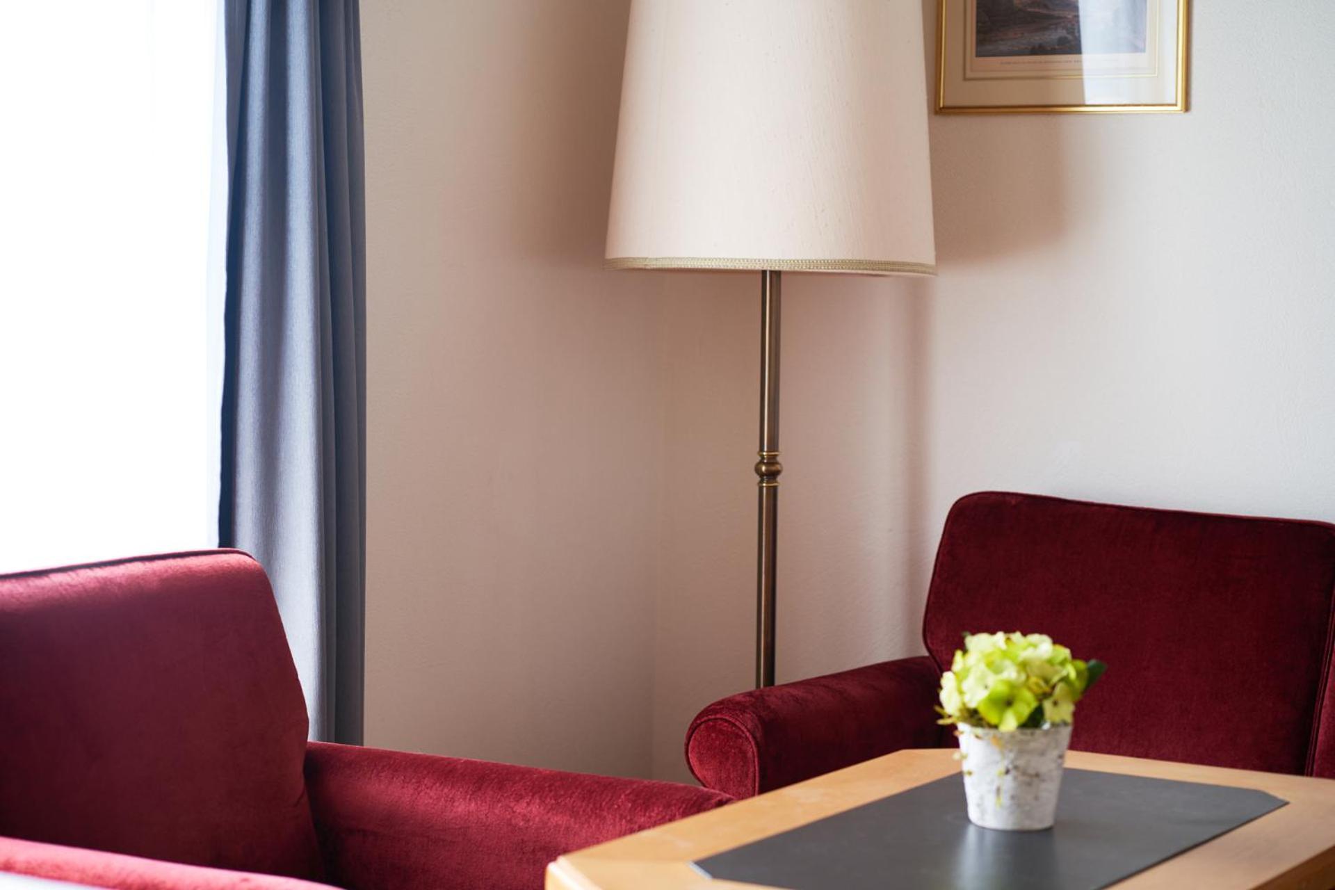 Soldanella by Hotel Adula 30/48