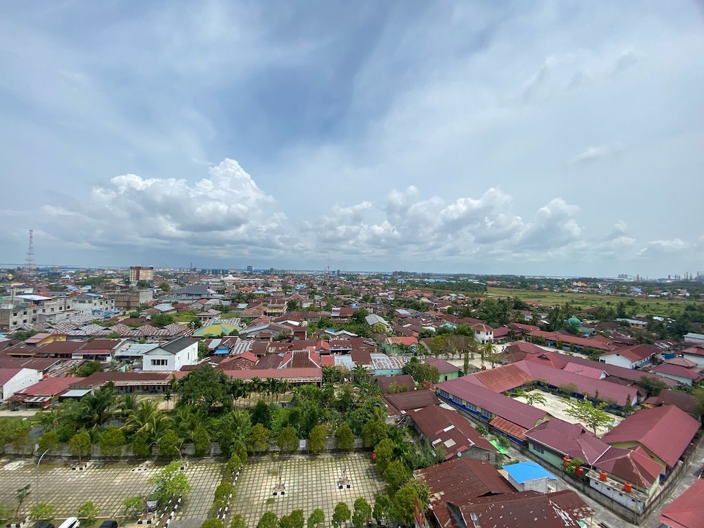 The Zuri Dumai 51/55