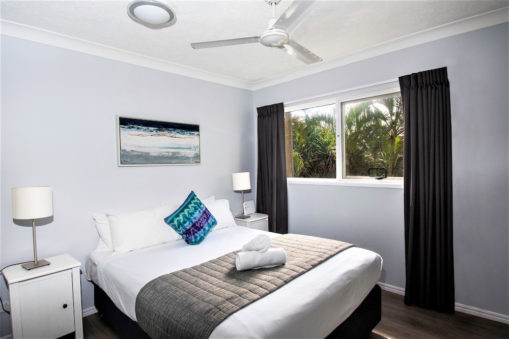 3 BEDROOMS, APARTMENT