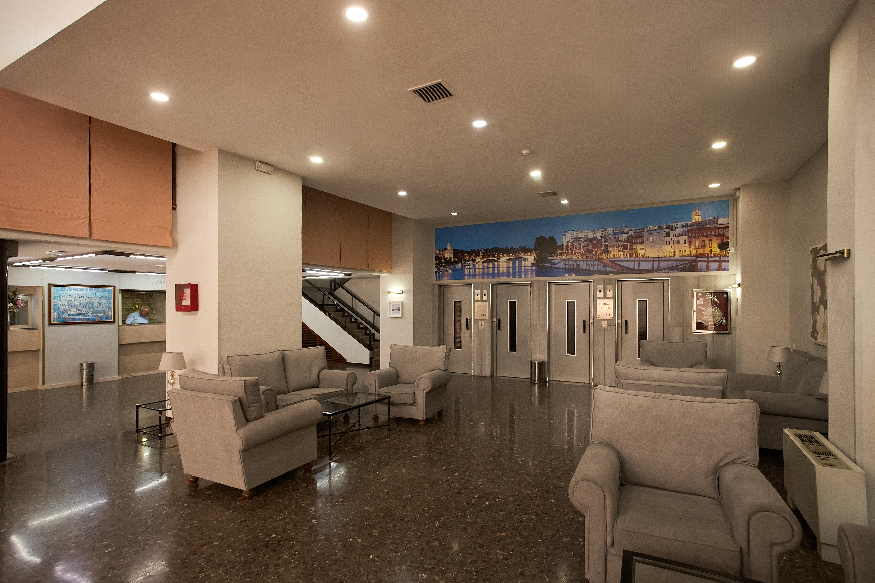Resitur Apartamentos Turisticos En Seville 37/50
