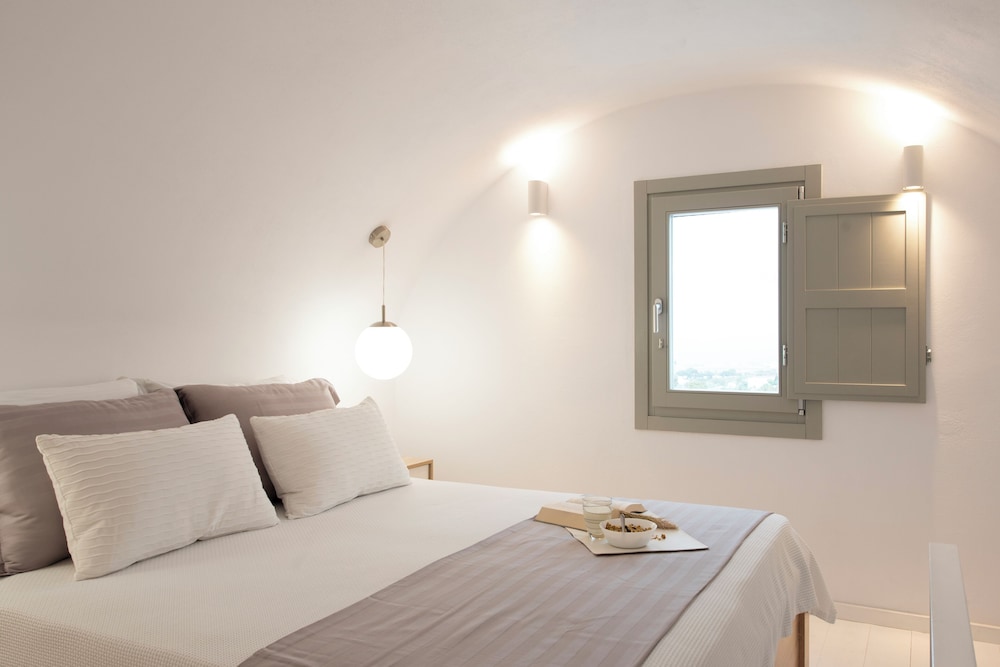 White Orchid Luxury Suites 15/50