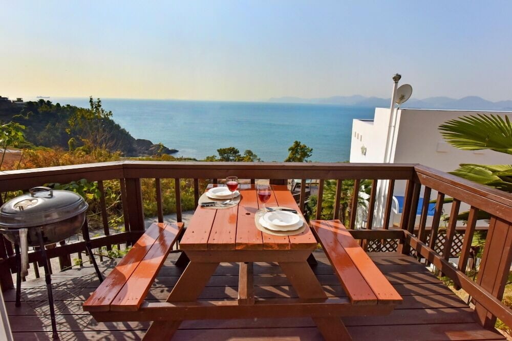 Namhae Bluemare Pension 37/50