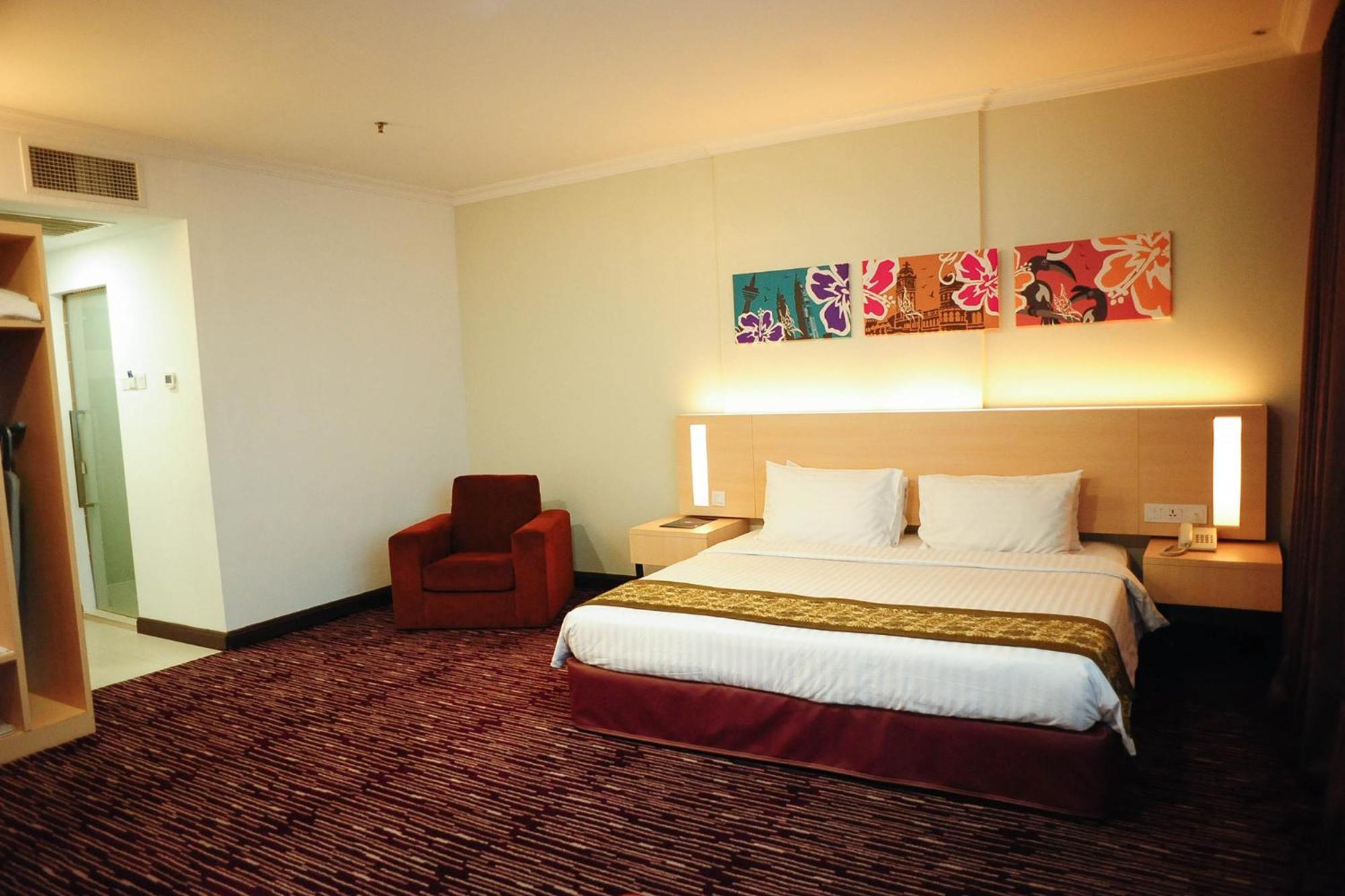 RHR Hotel Kajang 15/50