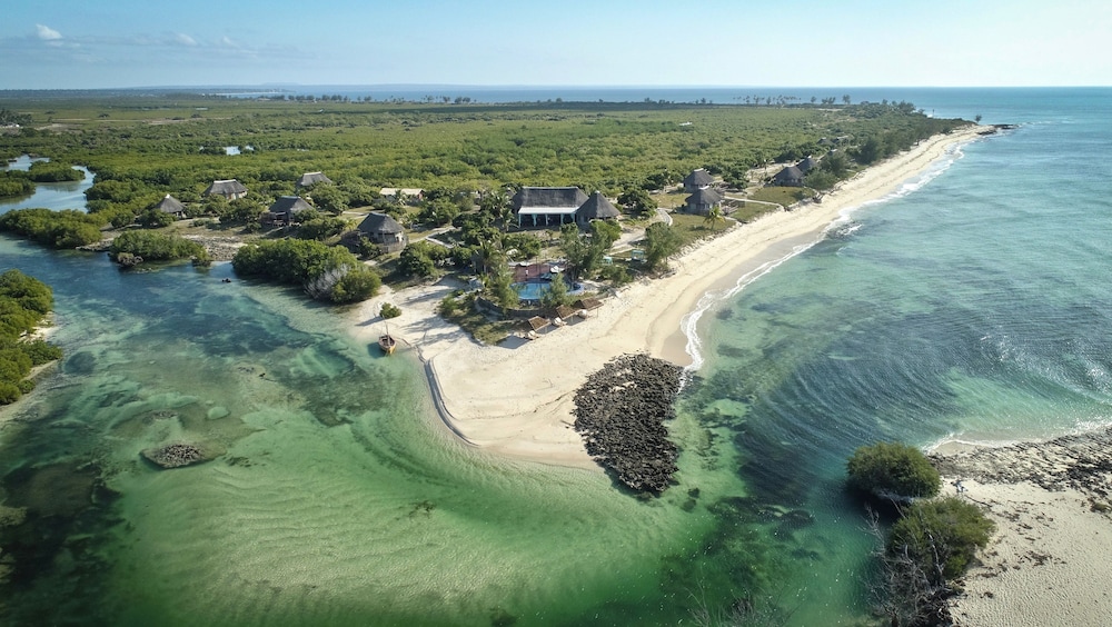 CORAL LODGE 35/50