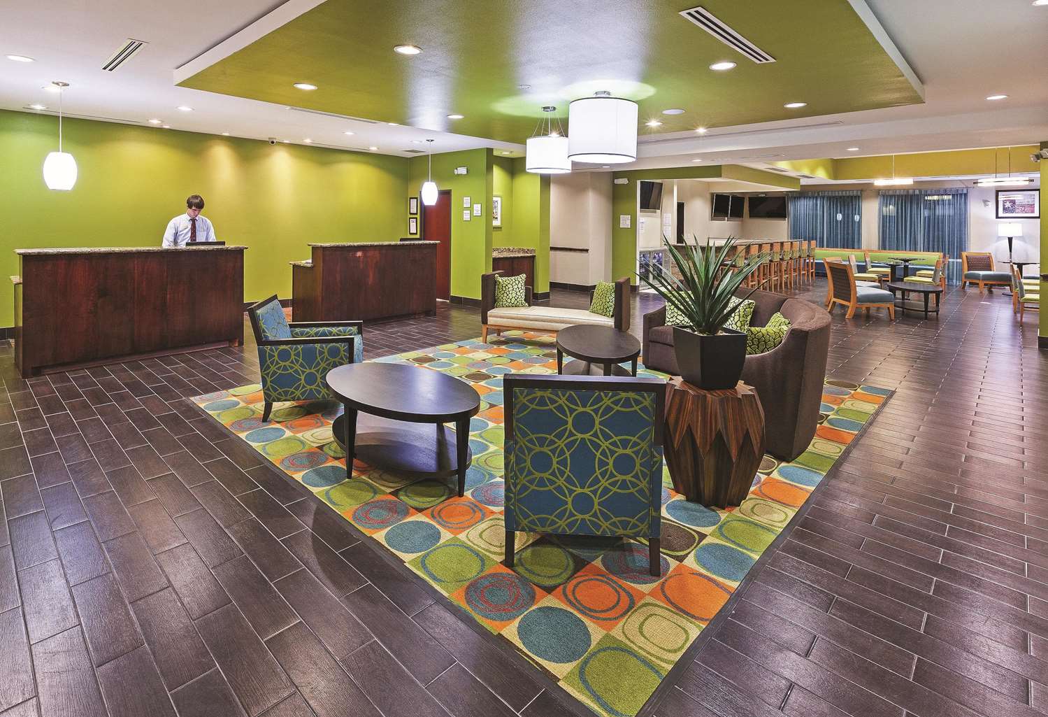 La Quinta Inn Suites Houston Willowbrook 30/61