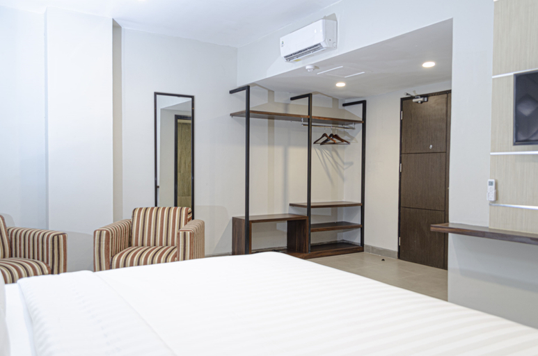 Arcadia Hotel Manado 8/11