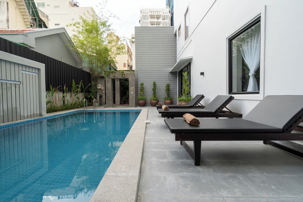 Le Cocon Boutique Hotel 56/62