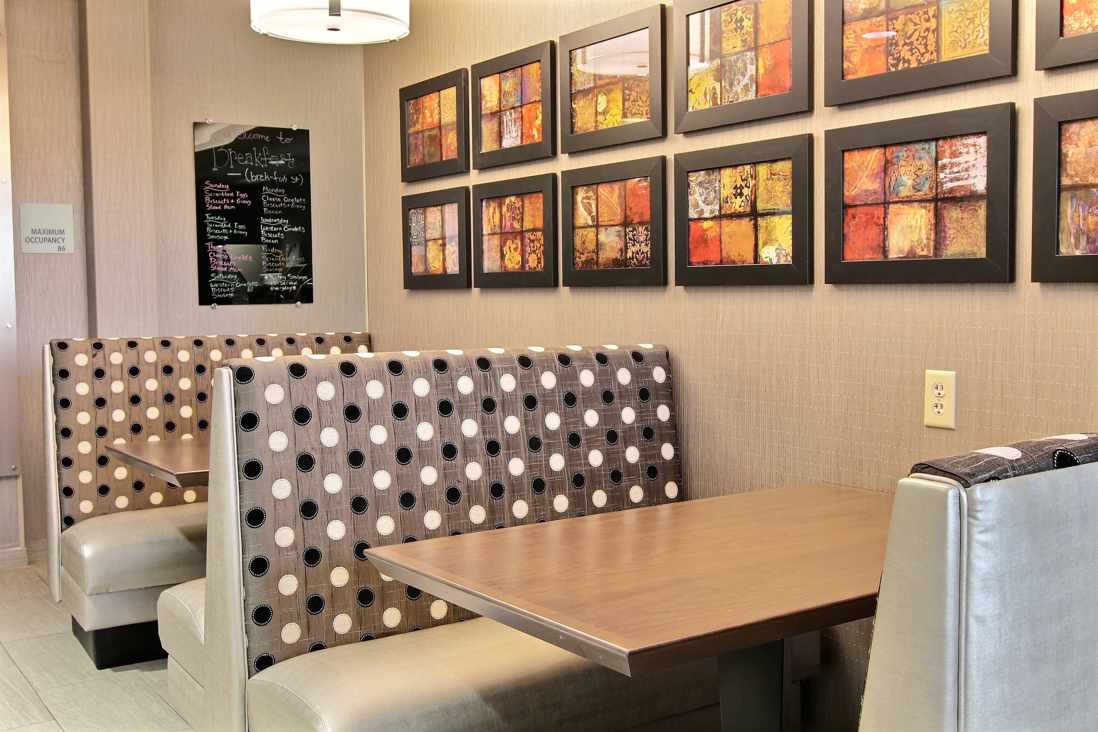 Holiday Inn Express Fargo-West Acres 19/70